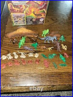 Marx Superior 1987 Rulers of the Earth 27pc Dinosaur Playset Rare