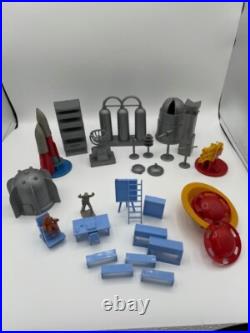 Marx Tom Corbett Space Academy Playset 1950's Accessories Great Condition