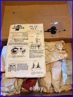 Marx Toys #3681 Fort Apache Play Set Horses Figures Fort Shooting cannon