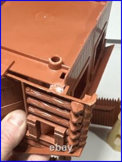 Marx Toys Fort Apache Play Set Vintage Commemorative Edition #4502 + Lido Read