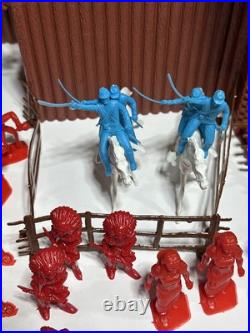 Marx Toys Fort Apache Play Set Vintage Commemorative Edition #4502 + Lido Read Marx Toys Fort Apache Play Set Vintage Commemorative Edition #4502 + Lido Read