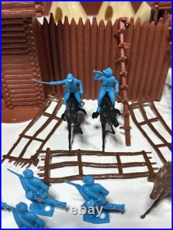 Marx Toys Fort Apache Play Set Vintage Commemorative Edition #4502 + Lido Read