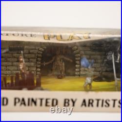 Marx Toys Knight and Castle Miniature Play Set Hand Painted Hong Kong Vintage