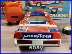 Marx Toys Pit Change Dodge Charger 112 Scale 1974 Plastic Model Kit Car 5175