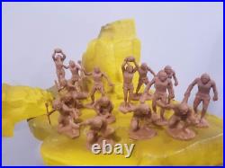 Marx Toys WITH BOX Prehistoric Mountain Play Set #3414 Dinosaurs Cavemen Trees