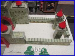 Marx Vintage Robin Hood Castle Set 4724 1000 Series Playset Figures & Tin Litho