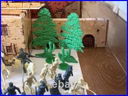 Marx, Walt Disney's Davy Crockett King Of The Wild Frontier At The Alamo