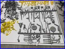 Marx Weapons Sprues Indian Cowboy Western Huge Lot With Loose Must See! Rare