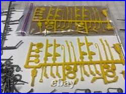 Marx Weapons Sprues Indian Cowboy Western Huge Lot With Loose Must See! Rare