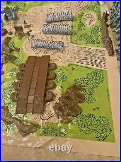 Marx World War II Battleground + Battle of Navarone Play Set 99% Complete w. Box