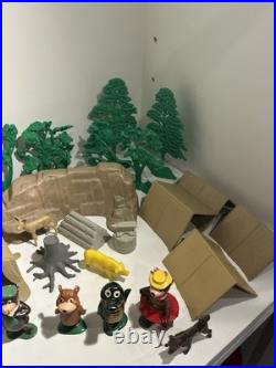 Marx Yogi Bear Jellystone Park Playset 1962 Missing Box Incomplete- Rare