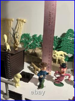 Marx Yogi Bear Jellystone Park Playset 1962 Missing Box Incomplete- Rare