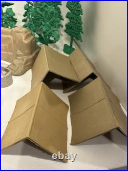 Marx Yogi Bear Jellystone Park Playset 1962 Missing Box Incomplete- Rare