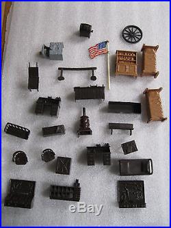 Marx western playset lot Roy Roger Mineral City, Wells Fargo, 3 buildings & more