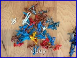 Massive Lot Vintage Army War Men Cowboys Indians Space Animal Plastic Figures
