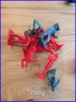 Massive Lot Vintage Army War Men Cowboys Indians Space Animal Plastic Figures