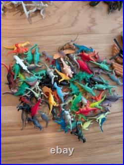 Massive Lot Vintage Army War Men Cowboys Indians Space Animal Plastic Figures