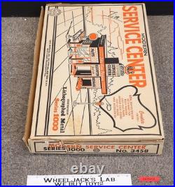 Modern Service Center Lithographed Metal Series 1000 Marx 1950's Toy Car Playset