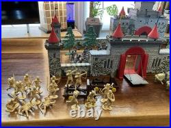 NICE! VINTAGE MARX ROBIN HOOD PLAYSET #4719 CIRCA 1956 Near Complete + Extras
