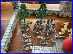 NICE! VINTAGE MARX ROBIN HOOD PLAYSET #4719 CIRCA 1956 Near Complete + Extras