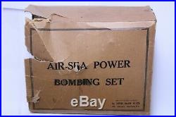 NICE VINTAGE MARX TIN AIR SEA POWER BOMBING BOMBER AIRPLANE PLAYSET With BOX