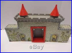 Original 1950s Marx ROBIN HOOD Castle Soldier Playset RARE
