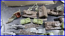 R Marx BOXED HO Miniature Playset Battleground