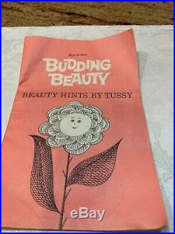 RARE 1967 Budding Beauty Vanity Table! Complete Original Set! Excellent