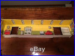 RARE MARX MIDTOWN MOTORS SALES SERVICE STATION Tin Toy Playset With Accessories