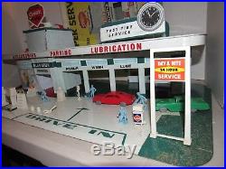 RARE! Marx Super Service Station 3483 Tin Playset with Box Cars People Accessories