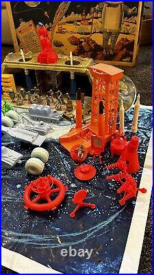 RARE Vintage Original Marx Moon Base Playset 4654 with Original Box, Bags EX