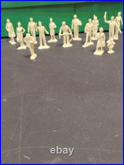 Rare Nm Marx #5980 Sears Shopping Center 14pc Cream People Figures