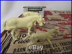 Rare VINTAGE MARX MODERN FARM SET SERIES 500 BARN ANIMALS WITH BOX Model 3941