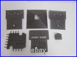 Rare Vintage 1950's Marx Fort York Play Set Soldiers & Indians With Original Box