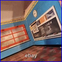 Rare Vintage 1950s Marx Tin Metal Litho Little Red School House Schoolhouse