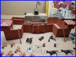 Rare Vintage Marx Toys #3681 Fort Apache Play Set 1964 99% Complete Set
