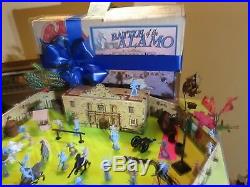 Sharp Complete Vintage Marx 72 Alamo Playset with Nice Box