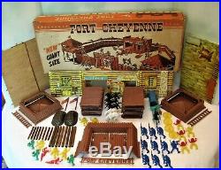 Superior T. Cohn #846 Fort Cheyenne Playset in Box from 1959 Marx