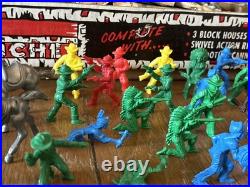 Superior toy #747 Fort Comanche Play set mint in box, RARE! C R