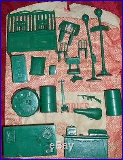 THE ULTIMATE MARX UNTOUCHABLES PLAYSET COMPLETE withMANY EXTRAS BOX BAGS INSTR MAG