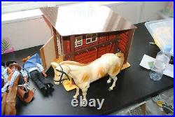 The Lone Ranger Rides Again Figures + Stables Nice Rare Playset