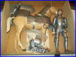 VINTAGE 1960' S MARX SIR STUART & VALOR ARMORED HORSE SET With BOX