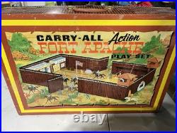 VINTAGE 1968 MARX FORT APACHE CARRY-ALL ACTION PLAYSET Boot Camp Lot