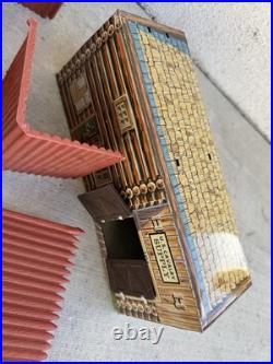 VINTAGE 1968 Marx Carry-All Action Fort Apache Play Set 4685 Cowboys Indians