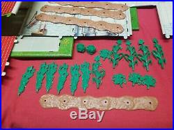 VINTAGE 1969 MARX LAZY DAY FARM SET WithBOX