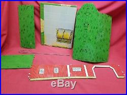 VINTAGE 1969 MARX LAZY DAY FARM SET WithBOX