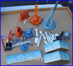 VINTAGE CAPE CANAVERAL TIN MISSILE TEST BASE PLAY SET LOT with BUILDING MARX