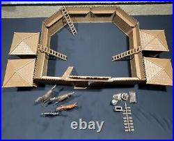 VINTAGE FORT APACHE LOUIS MARX Play Set Accessories