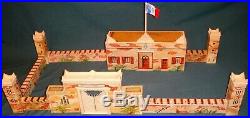 VINTAGE MARX 1950s CAPTAIN GALLANT PLAY SET WITH TIN LITHO FORT 60-65 MM FIGURES