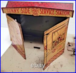 VINTAGE MARX SUNNY SIDE SERVICE STATION WithDUMP TRUCK